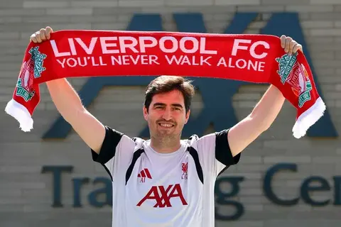 إيراولا: ليفربول يحتاج لمزيد من اللاعبين